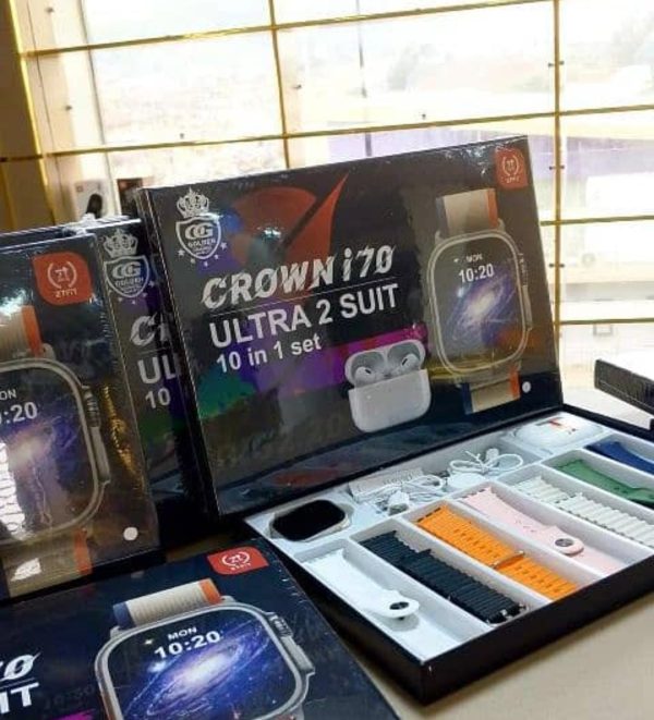 Crown I70 Ultra 2 Suit 10+1 Set Big 2.20 Smart Watch And Airpods